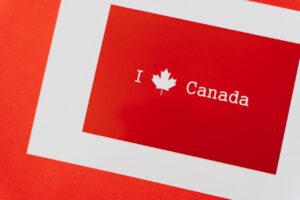 5 steps to Study in Canada and Get Permanent Resident